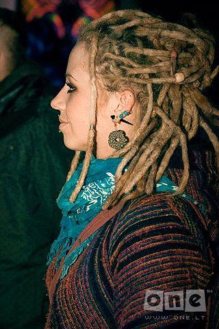 Dreadlock .