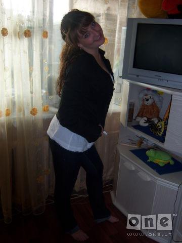 Dovile Nezinau