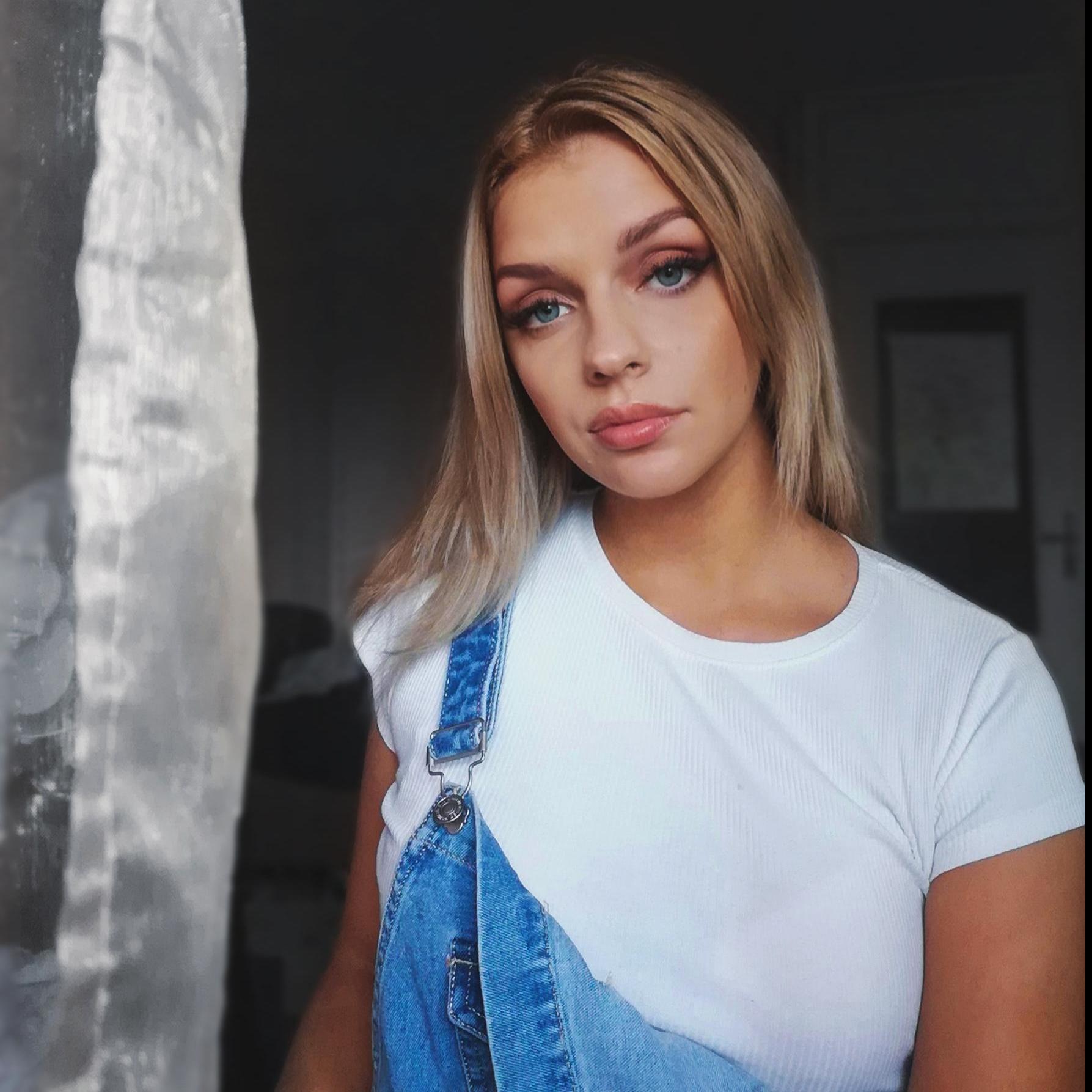 Fausta Lau