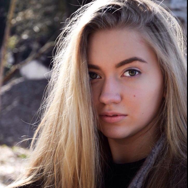 Ilona Smyle