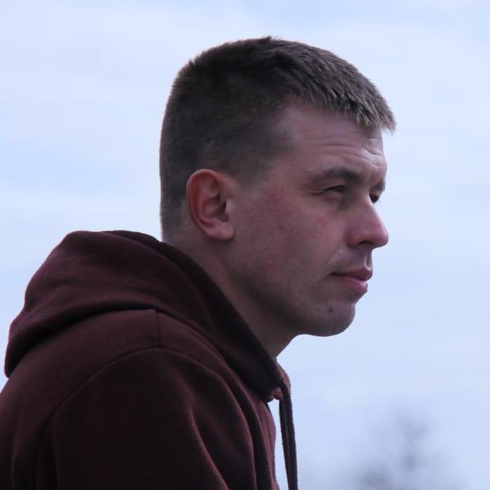 Maksim Kov